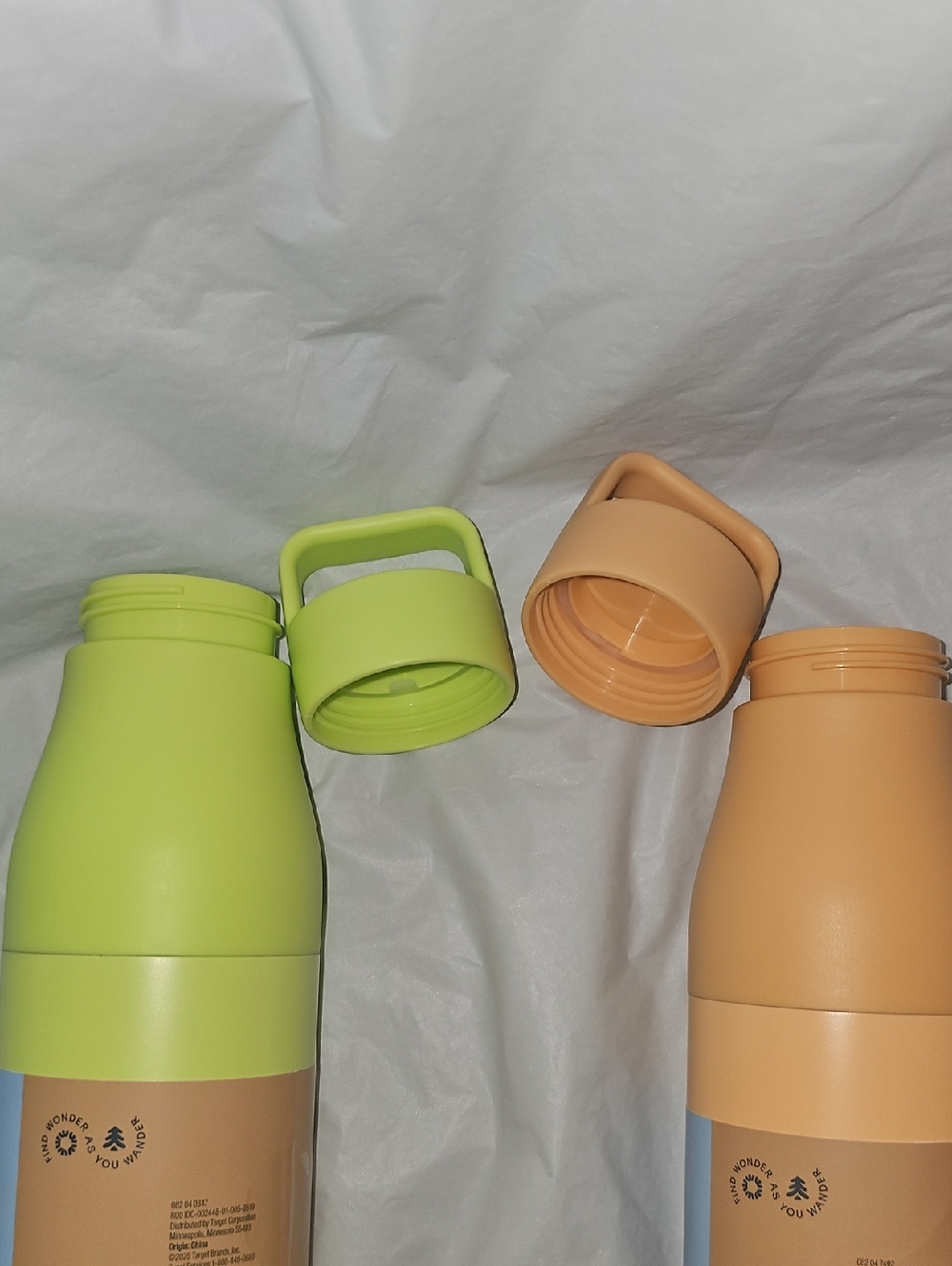Embark 24 oz Water Bottle - Yellow/Green & Light Orange Screw-Top Lot of 2, New - Picture 9 of 15